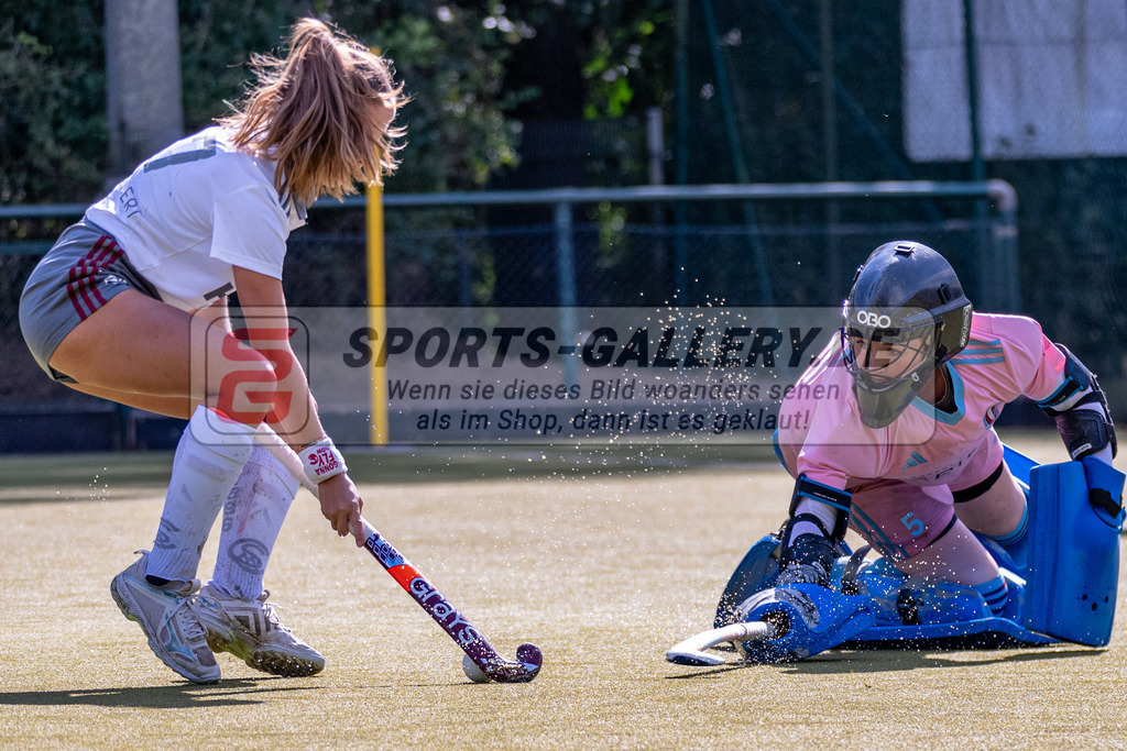 SM_20240915-D5A_2118 | 1.Bundesliga Feldhockey (W) UHC - MSC / 3:0 n.P. (0:0,0:0)