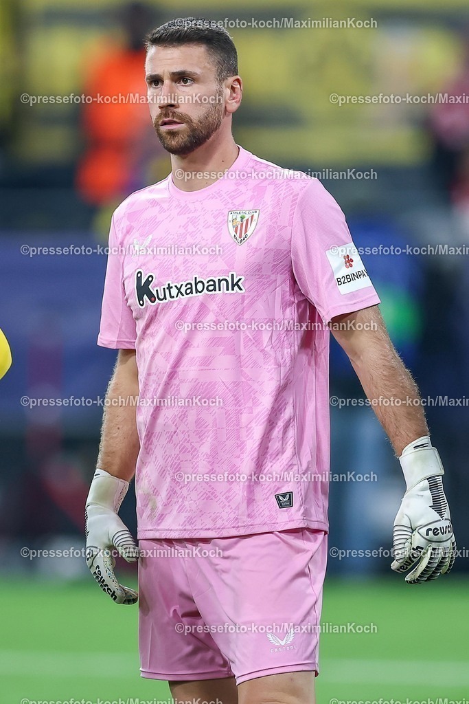UCL01102501224 | 01.10.2025, Fußball, UEFA Champions League, Borussia Dortmund - Athletic Club Bilbao, BVB Stadion, 2. Spieltag, Saison 2025 2026: Torhüter Unai Simon (Bilbao #01)  Regulations prohibit any use of photographs as image sequences and or quasi-video.