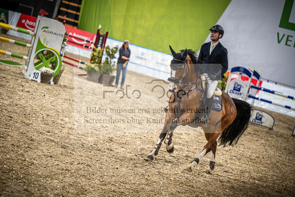 DOS_1262 | Entdecke hochwertige Reitturnierfotos von Foto Oger. Professionell, emotional und authentisch – jetzt Lieblingsmomente im Shop bestellen.Deutschlandweite Turnierfotografie. - Realisiert mit Pictrs.com