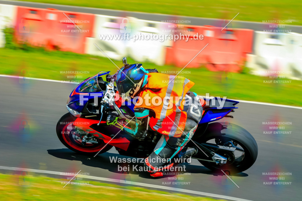 _NBG4680 | Hier findet Ihr Bilder von Touristenfahrten auf der Nürburgring Nordschleife oder von anderen Veranstaltungen die ich besucht habe. Viel Spass beim Durch Schauen 