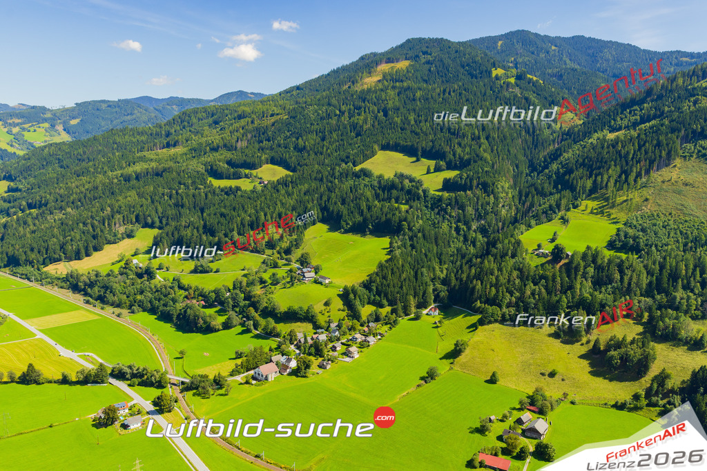 Luftaufnahme von Höfern Bach Öblarn Bild- Das Luftbild wurde 2025 vom UL-Flugzeug heraus erstellt ( keine Drohne ) - Hochauflösende Luftaufnahme -Nicht vergleichbar mit Google Maps oder Satelittenbilder- Die Geschenkidee !Mit Lizenz und Bildrechte bestellbar