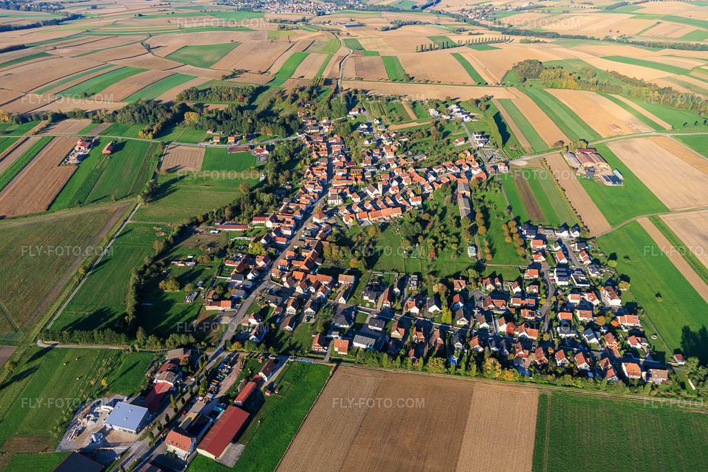 Aerial view: View of the town from the southwest in Buhl in the state Bas-Rhin, France. – Photo: IMG_150155.jpg taken on 10/11/2025 by Werner Riehm/FLY-FOTO.com – Resolution of the original: 6000 x 4000 px