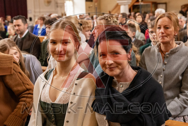 MAE-pic_22 | Der online Fotoshop des Inzeller Fotografen MAE - Marc Anton Eicher. Hier können Sie ihre Fotos und Stockfotos online bestellen als Download oder als Ausdruck, der ihnen bequem nach Hause geschickt wird.
Ihr Marc Anton Eicher - der Inzeller Fotograf - Realisiert mit Pictrs.com