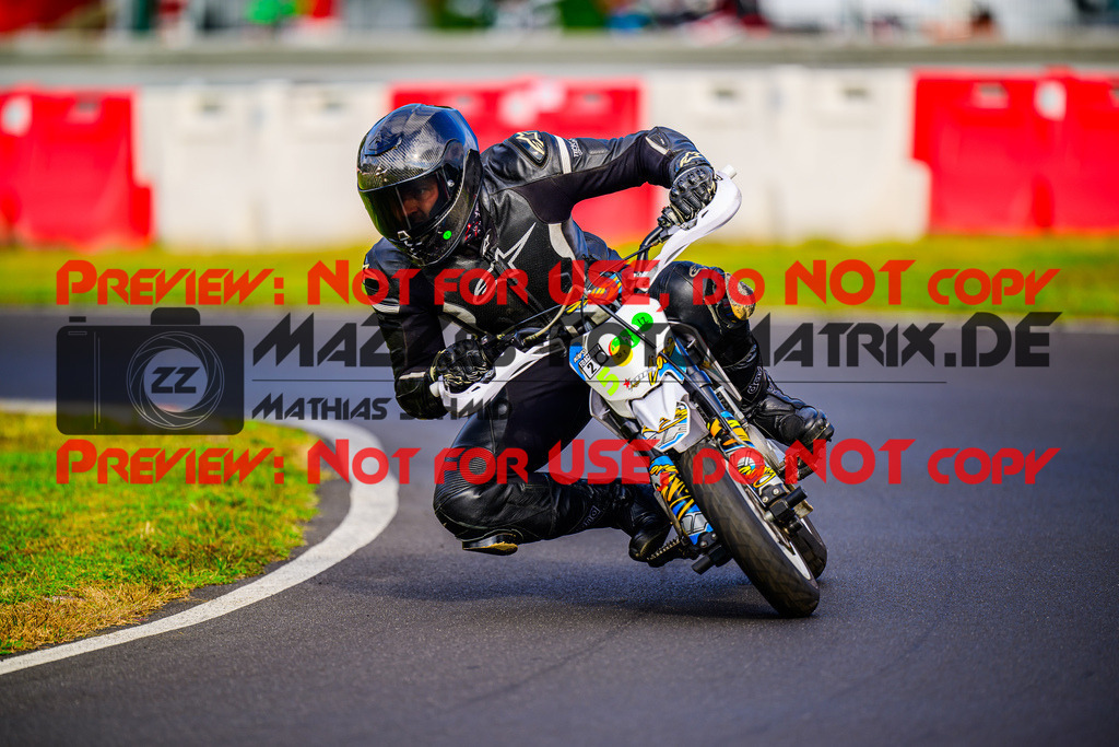 MaZZes_FotoMatrix_240917_6007705_7751 | 6_SBK