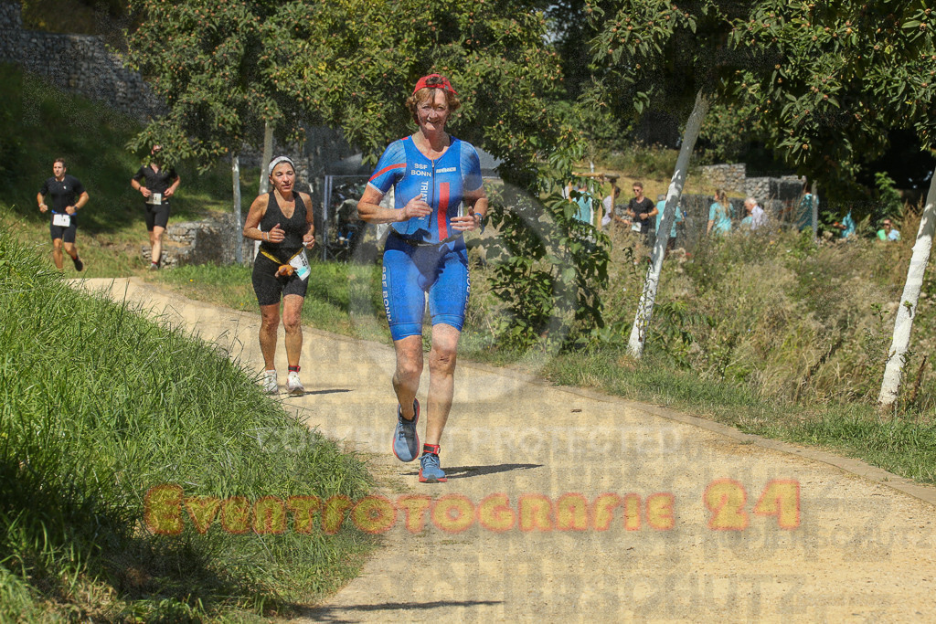 250824_1234_EX1_9758 | Sportfotografie im Rhein-Sieg Kreis, Köln, Bonn, NRW, Rheinland Pfalz, Hessen, etc. Unser Tätigkeitsfeld umfasst den Laufsport vom Volkslauf über den Marathon, Duathlon, Triathon bis zum Ultralauf wie Kölnpfad Ultra oder Schindertrail.