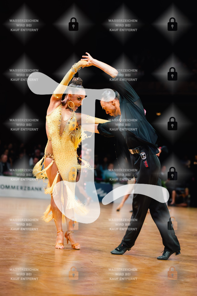 GOC 2025 - WDSF GrandSlam Latin 30th (22) Andrei Petcu _ Alexandra Motoc (Germany)-2025-08-23-3864 | Webshop for digital downloads and prints of dance sport, event & show photographer Julian Link - Realisiert mit Pictrs.com