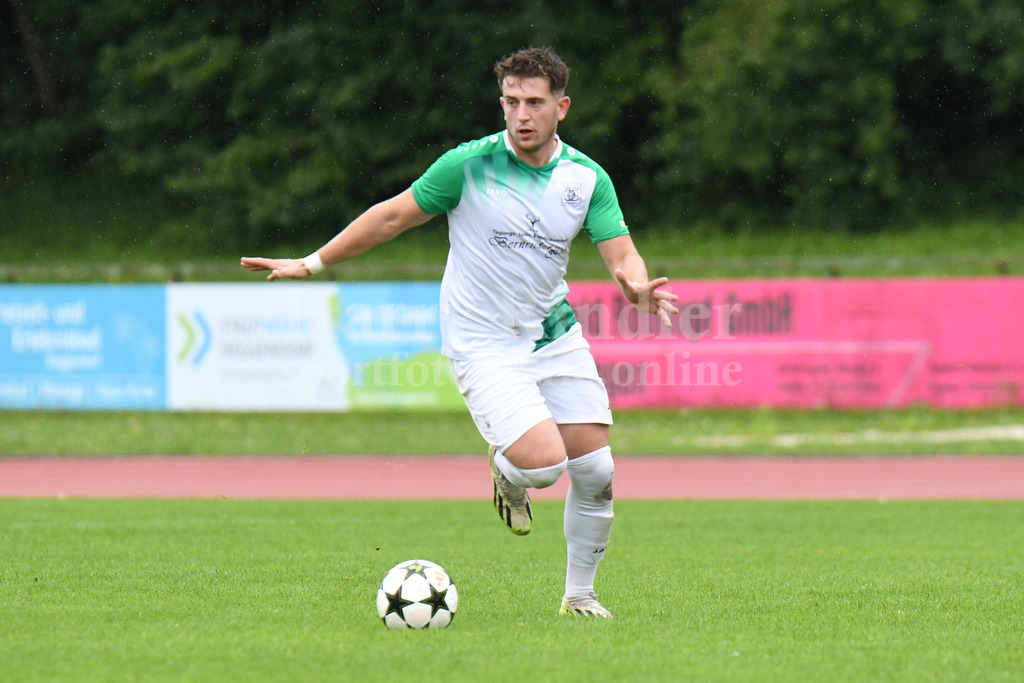 SpVgg GW Deggendorf : FC Obernzell-Erlau | Jure Matic  (SpVgg GW Deggendorf #12) - Realisiert mit Pictrs.com