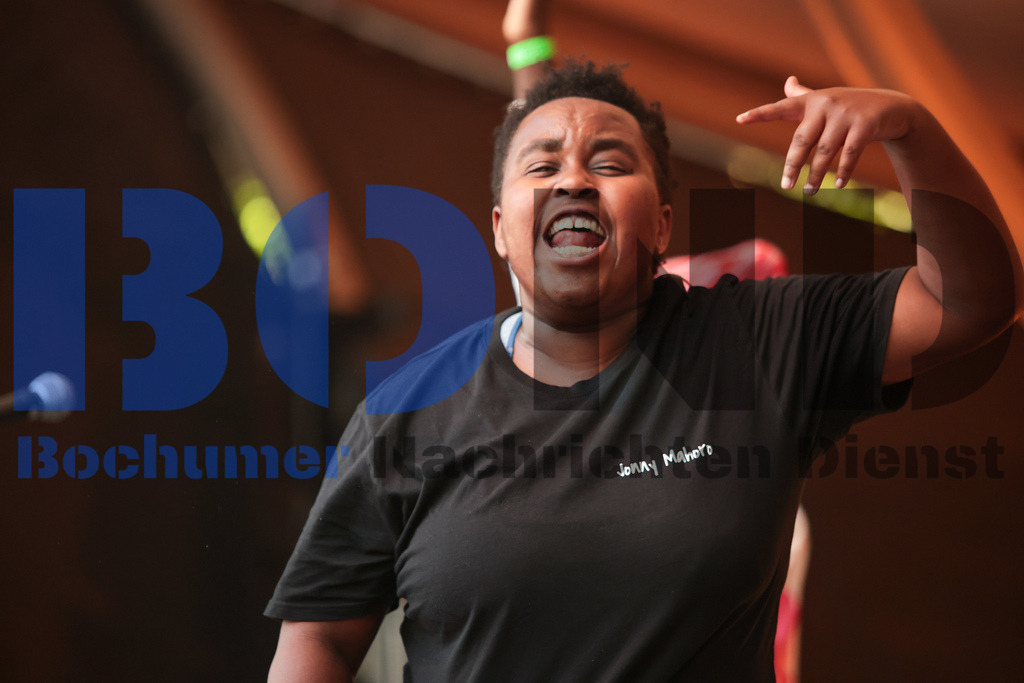 SES_BTJMAH20250704-14 | bond - Realisiert mit Pictrs.com