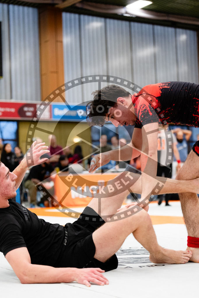 20251122PBB14272 | Athletes compete during the Grappling Industries Berlin Jiu-Jitsu and Grappling Championship, on November 22, 2025 in Berlin, Germany. © photoblackbelt