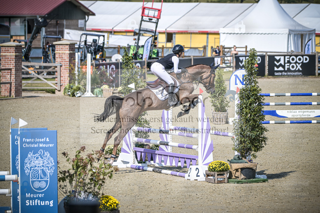 DOS_2478 | Entdecke hochwertige Reitturnierfotos von Foto Oger. Professionell, emotional und authentisch – jetzt Lieblingsmomente im Shop bestellen. - Realisiert mit Pictrs.com