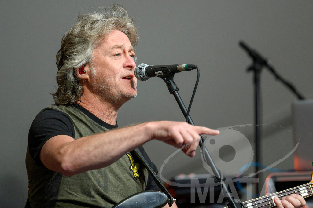 _DWA2542 | Craig Fletcher von John Lees' Barclay James Harvest live bei einem Konzert in Serenadenhof Nürnberg, 01.07.2023 - Realisiert mit Pictrs.com