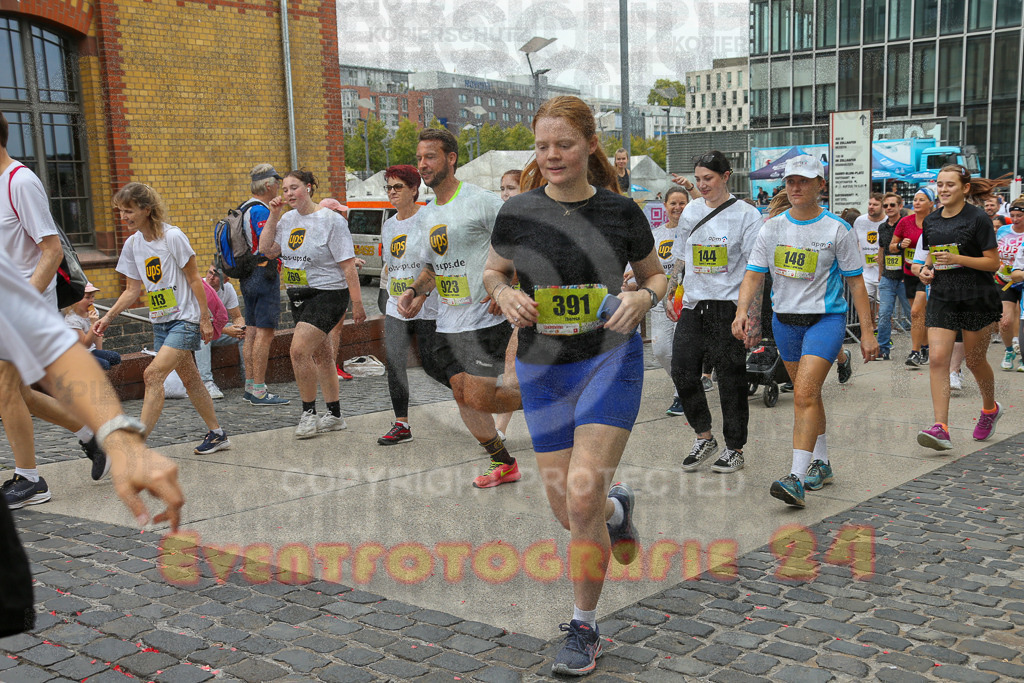 250920_1302_EX1_3878 | Sportfotografie im Rhein-Sieg Kreis, Köln, Bonn, NRW, Rheinland Pfalz, Hessen, etc. Unser Tätigkeitsfeld umfasst den Laufsport vom Volkslauf über den Marathon, Duathlon, Triathon bis zum Ultralauf wie Kölnpfad Ultra oder Schindertrail.