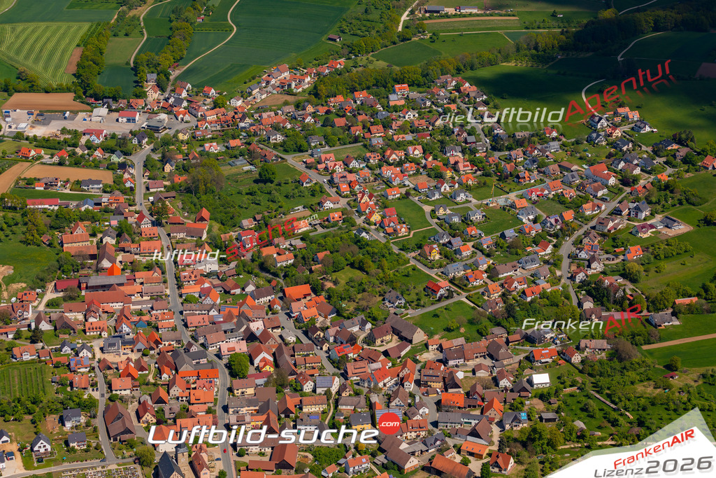 Das Luftbild der Stadt Hetzles wurde 2019 vom Flugzeug heraus erstellt (keine Drohne) Aufnahmehöhe ca.400 Meter- hohe Auflösung- beste Druck-Qualität garantiert!