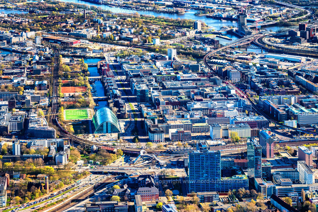 Hamburg_Hammerbrook_ELS_5077060425 | HAMBURG 06.04.2025 Stadtteil Hammerbrook in Hamburg, Deutschland. // Hammerbrook district in Hamburg, Germany. Foto: Martin Elsen