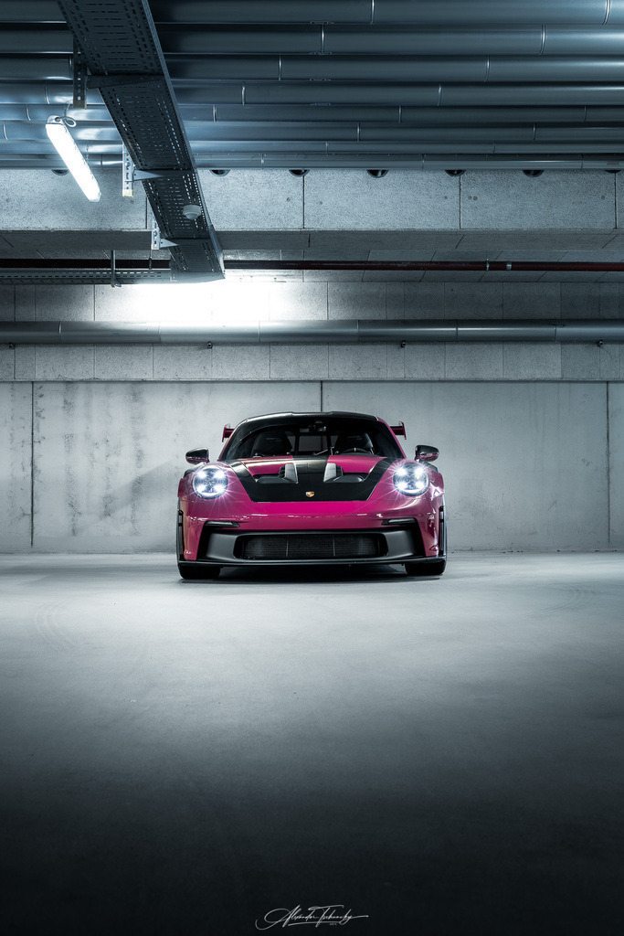 911 GT3 RS Sternrubin Neo | Entdecken Sie die faszinierende Welt von Alexander Tschuncky Arts: Kreative Fotografie, atemberaubende Automobilkunst und hochwertiger Bilderdruck. Lassen Sie sich inspirieren! - Realisiert mit Pictrs.com