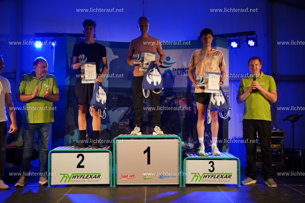 FSC00392 | Lichterlauf  - Realisiert mit Pictrs.com