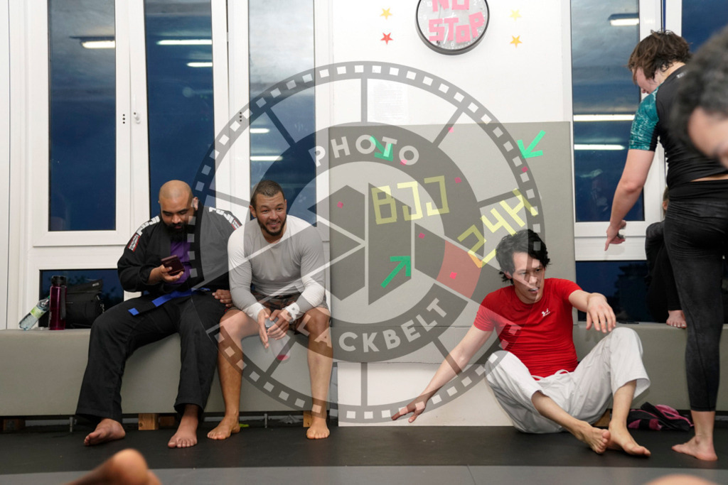 20240413PBB7707 | Fighters compete during the Grapplethon 24hours of rolling for a reason in Hamburg, Germany, on April 13, 2024.