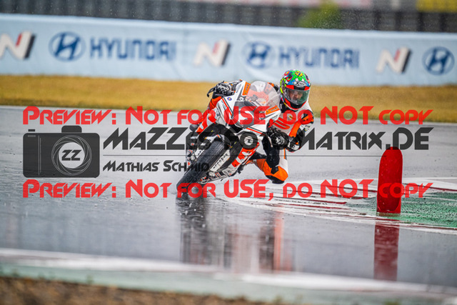 MaZZes_FotoMatrix_220624_4677 | TWINCUP