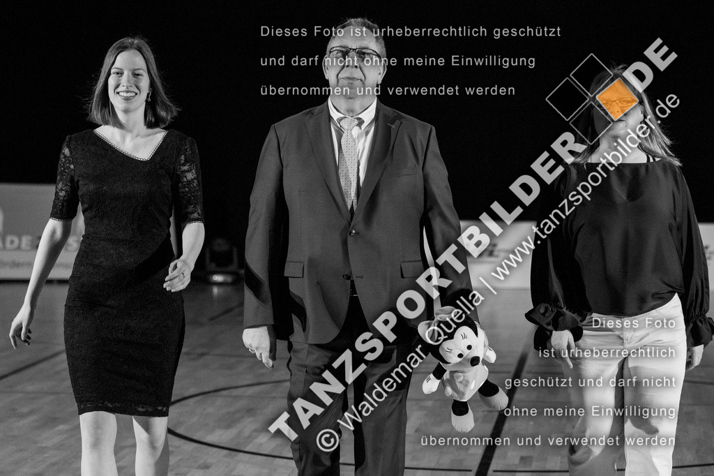 20250503-00556 | Hier finden Sie Tanz Bilder vom Latein und Standard Formationen tanzen. Sportbilder vom Tanzsport. Schöne Fotos und von Weltmeisterschaft, Europameisterschaft, Bundesliga, Regionalliga, Oberliga und Landesliga sowie von GOC Stuttgart, DanceComp, WM Bremen