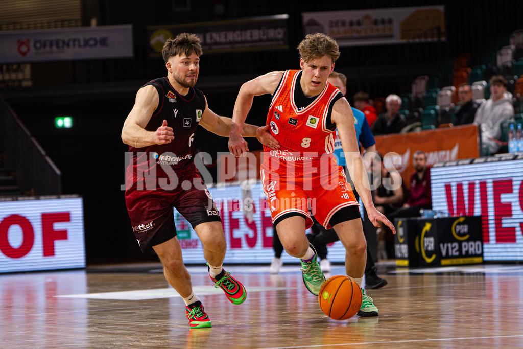 Basketball I Herren I Saison 2025-2026 I ProB Nord I 21. Spieltag I Rasta Vechta II - Iserlohn Kangaroos I 3140 | Moritz Grüß (8, RASTA Vechta II) - Realisiert mit Pictrs.com