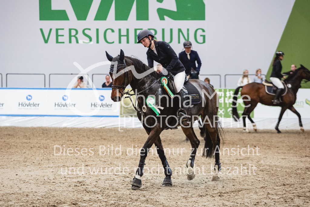 231028_Oldenburg_S1-Spr_Amateure-250 | Deine schönsten Turniermomente als professionelle Fotos! Entdecke hochwertige Pferdesport-Fotografie im Online-Shop. Jetzt Fotos finden & bestellen!