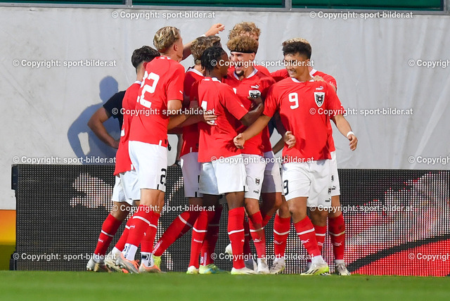 AUT, U21 EM-Qualifikation - Oesterreich vs Bosnien-Herzegowina | 12.9.2023, Innviertel Arena Ried, AUT, U21 EM-Qualifikation 2025 - Oesterreich vs Bosnien-Herzegowina, im Bild Jubel Spieler / Rejoyce Player Team Austria


// Uefa U21 Euro 2025 Qualifikation Match between Austria and Bosnia-Herzegovina in Ried, Austria on 2023/09/12