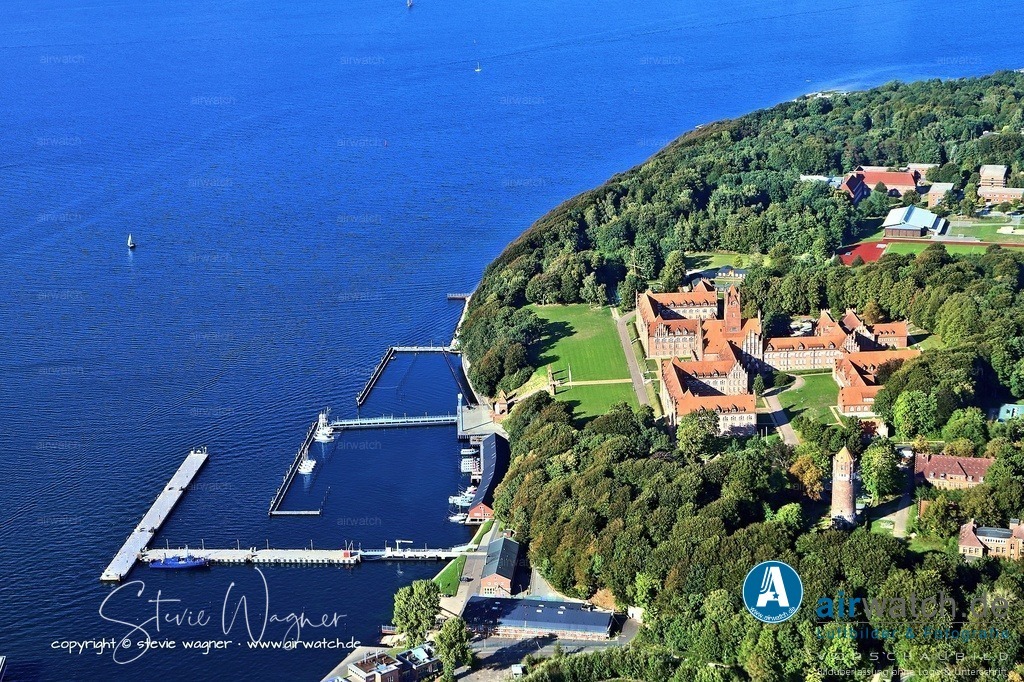 IMG_1401 | Entdecken Sie atemberaubende Luftbilder und Fotografien auf airwatch.de - Tauchen Sie ein in eine Welt voller faszinierender Aufnahmen aus der Vogelperspektive.