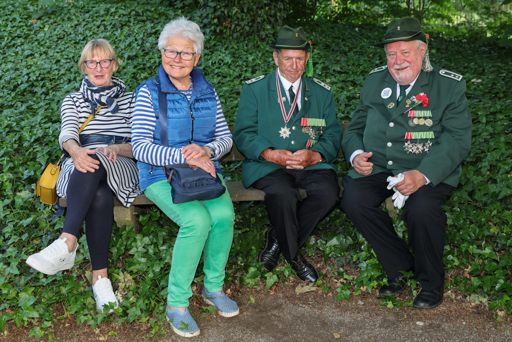 top-top.de-250530-087 | Foto, Video, Fotografie, Videografie, Fotobox, DJ, Discjockey, Musik, Musikbox, Veranstaltung, Photobooth, Amazon, Ebay, Buchtipp, Bestseller, Autor, Verlag, Buch, Wesel, Hamminkeln, NRW, Dinslaken, Rees, Drohne, Hochzeit, Party, Fotobox, Wesel, Fotograf