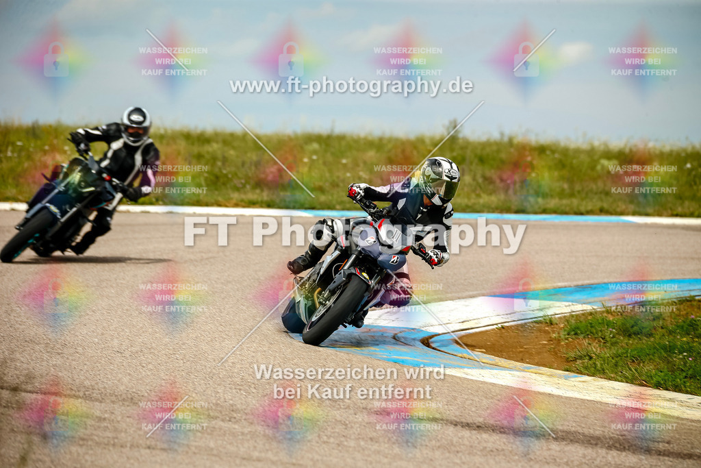 Chambley Juli-2624 | Hier findet Ihr Bilder von Touristenfahrten auf der Nürburgring Nordschleife oder von anderen Veranstaltungen die ich besucht habe. Viel Spass beim Durch Schauen 