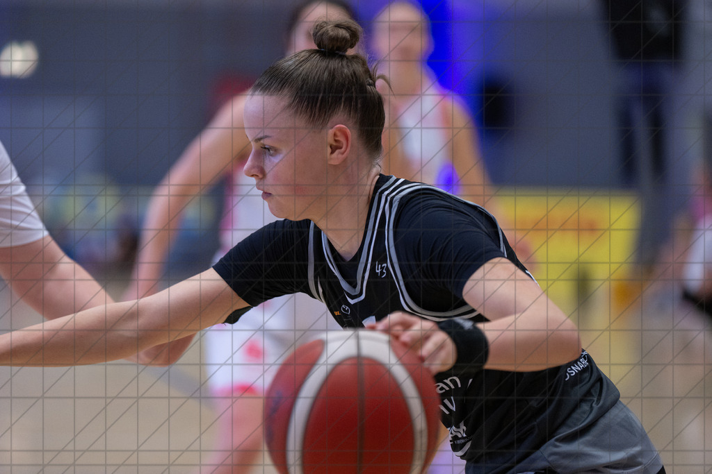 2. DBBL PlayOff 24/25 | 12.04.2025 | Dillingen Diamonds vs. BBC OS | 1/8-Finale, 2. Spiel  | 2. DBBL PlayOff 24/25 | 12.04.2025 | Dillingen Diamonds vs. BBC OS | 1/8-Finale, 2. Spiel  - - - - - CREDIT, www.bullenfotos.de, Martin König, Hörner Weg 40, D-49078 Osnabrück, +4917663732967, Nutzung und Weitergabe nur zu den vereinbarten Zwecken. Presseanfragen an Urheber. Alle Rechte beim Urheber. - - - - - - Realisiert mit Pictrs.com