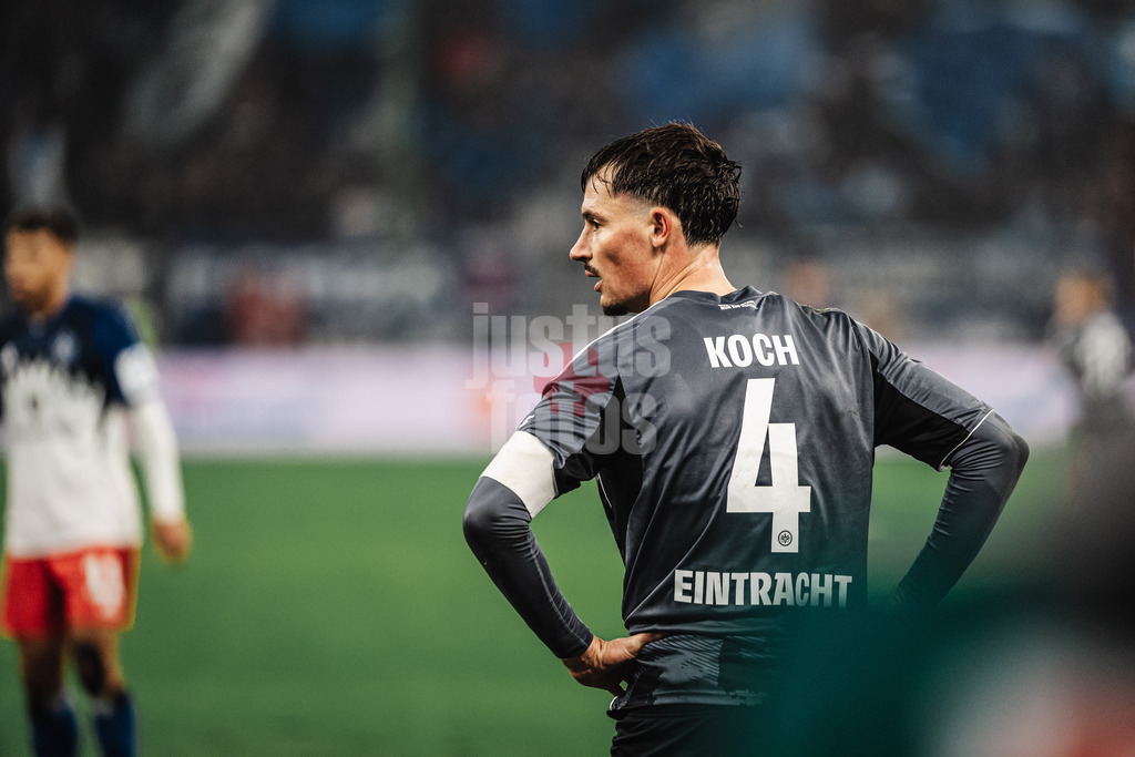 Fußball | Männer | Saison 2025/2026 | 1. Fußball-Bundesliga | 15. Spieltag | Hamburger SV vs. Eintracht Frankfurt | 20.12.2025 | Robin Koch (#4, Eintracht Frankfurt)