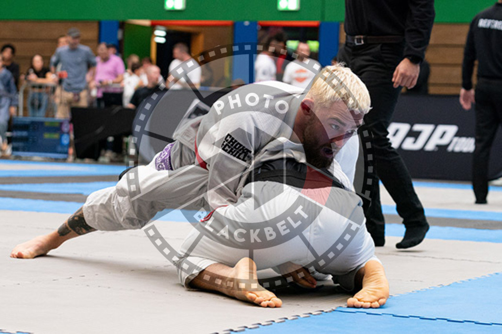20230826PBB51286 | Fighters compete during the AJP INTLPRO BJJ and grappling competition in Hamburg, Germany, on August 26 2023.