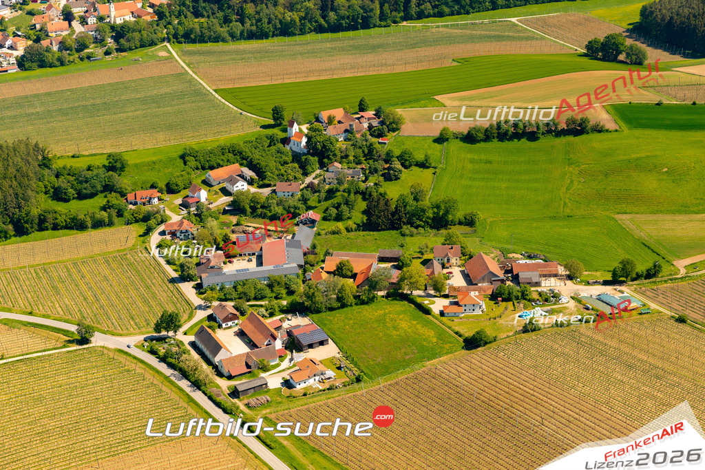Das Luftbild zeigt : Rannertshofen Attenhofen - Die Luftaufnahme wurde 2024 vom UL-Flugzeug aus erstellt ( keine Drohne ) - Hochauflösende Luftaufnahme - Für grossformatige Ausdrucke geeignet. Die Geschenkidee !Mit Lizenz und Bildrechte bestellbar