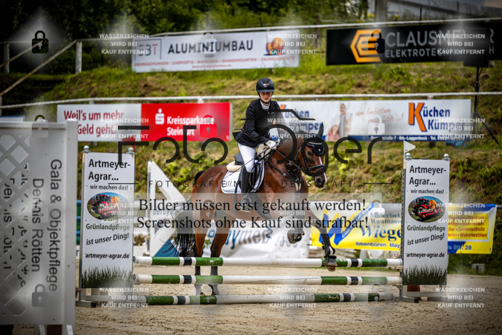 Turnier Laggenbeck 2026-15-0118 | Entdecke hochwertige Reitturnierfotos von Foto Oger. Professionell, emotional und authentisch – jetzt Lieblingsmomente im Shop bestellen.Deutschlandweite Turnierfotografie. - Realisiert mit Pictrs.com