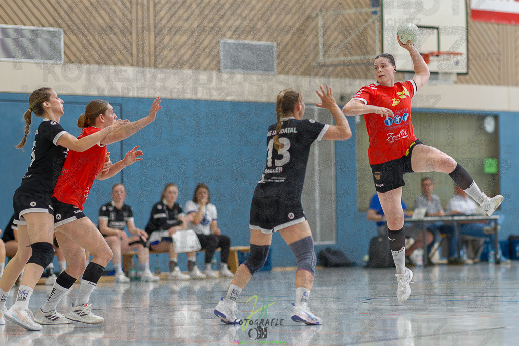 HSG Wettenberg - HSG Lumdatal | Wiederholungs-/Entscheidungsspiel um die Meisterschaft in der Frauen Oberliga Mitte und Aufstieg in die RegionalligaHSG Wettenberg - HSG Lumdatal am 11.05.2025 in Launsbach (Wettenberg) (Halle GS Launsbach (Wettenberg))Photo © 2025 - Jörg Heinrich - Realisiert mit Pictrs.com