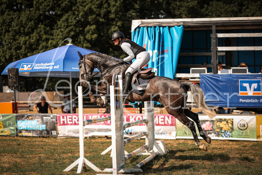 13.FrPfA00064 | Leoni Ertmer Photography - Realisiert mit Pictrs.com