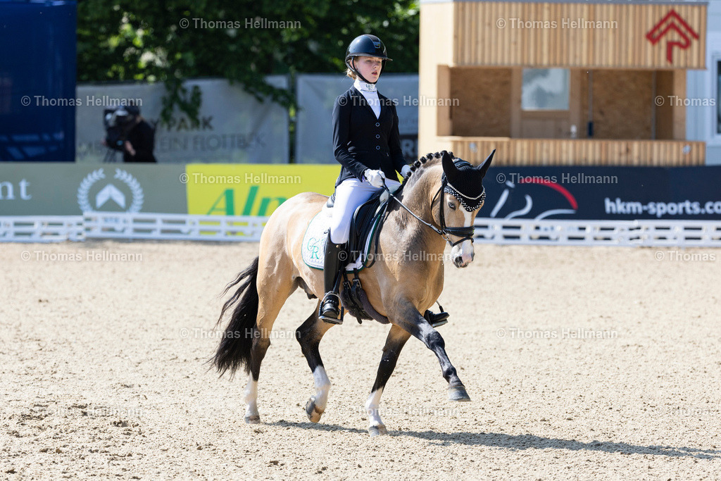 TH_615-GOSMANN Leni-Sophie (GER)_ Diamantini EA WE_7849 | Deutsches Spring- und Dressur-Derby 2023 am 18.05.23 in Hamburg, Derby Platz Klein Flottbek, Thomas Hellmann, _Y7A7600