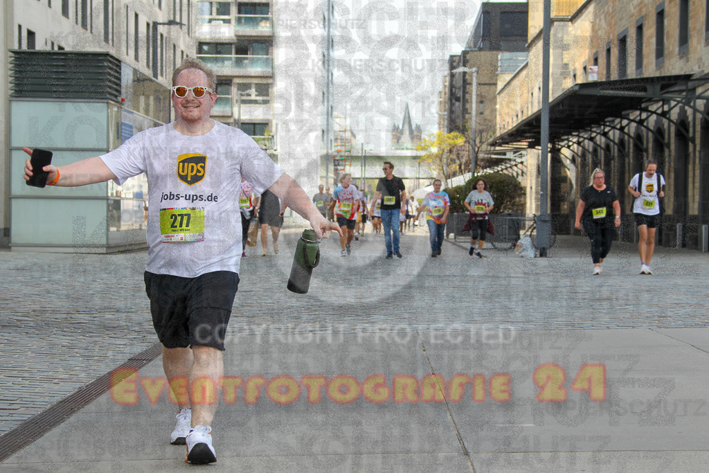 250920_1347_EV4_6672 | Sportfotografie im Rhein-Sieg Kreis, Köln, Bonn, NRW, Rheinland Pfalz, Hessen, etc. Unser Tätigkeitsfeld umfasst den Laufsport vom Volkslauf über den Marathon, Duathlon, Triathon bis zum Ultralauf wie Kölnpfad Ultra oder Schindertrail.