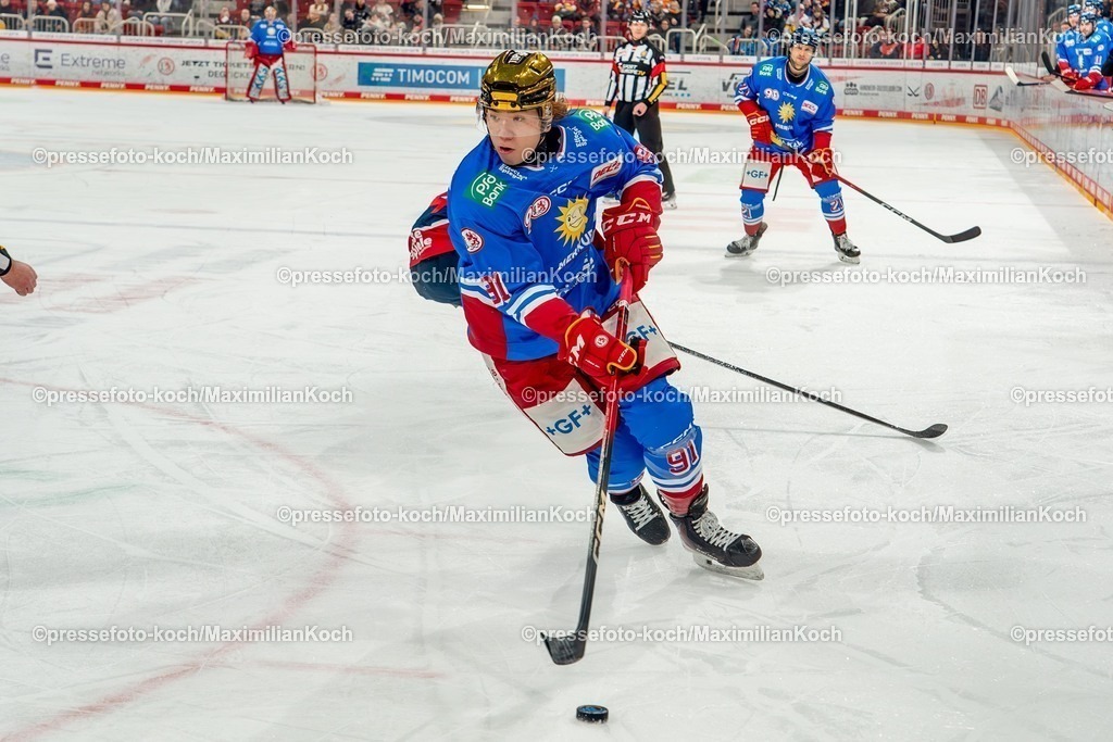 xKKUx02012601015 | 02.01.2026, xkkux, Eishockey, DEL2, Düsseldorfer EG - EHC Freiburg, PSD Bank Dome Düsseldorf: Yushiroh Hirano (DEG #91) 