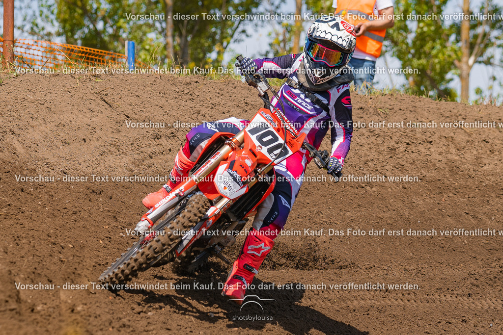 07_05_BernauerSchleife-6520 | Sportfotografin aus Berlin-Brandenburg mit Fokus auf Motocross. Ich halte deine sportliche Leistung und echte Emotionen auf und neben der Strecke professionell fest. Entdecke die Fotos von deinem Rennen und bestelle sie direkt hier im Shop.