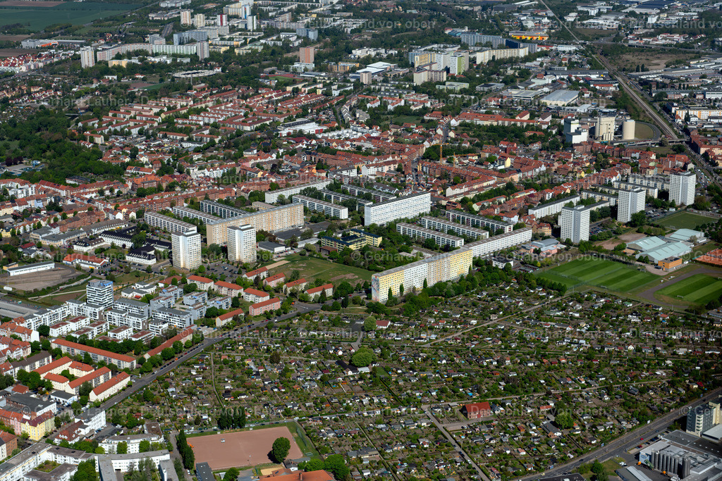 4026476 | ERFURT 07.05.2020 Innenstadtbereich im Stadtgebiet im Ortsteil Johannesplatz in Erfurt im Bundesland Thüringen, Deutschland. // Cityscape of the district in the district Johannesplatz in Erfurt in the state Thuringia, Germany. Foto: Gerhard Launer
