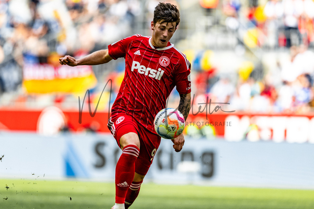 Fortuna Düsseldorf vs. Karlsruher SC | Düsseldorf, 30.04.2023: 2. Bundesliga, 30. Spieltag, Fortuna Düsseldorf gegen Karlsruher SC in der Merkur Arena in Düsseldorf. Foto: sportfotografie.ms | Markus Paletta - Realisiert mit Pictrs.com