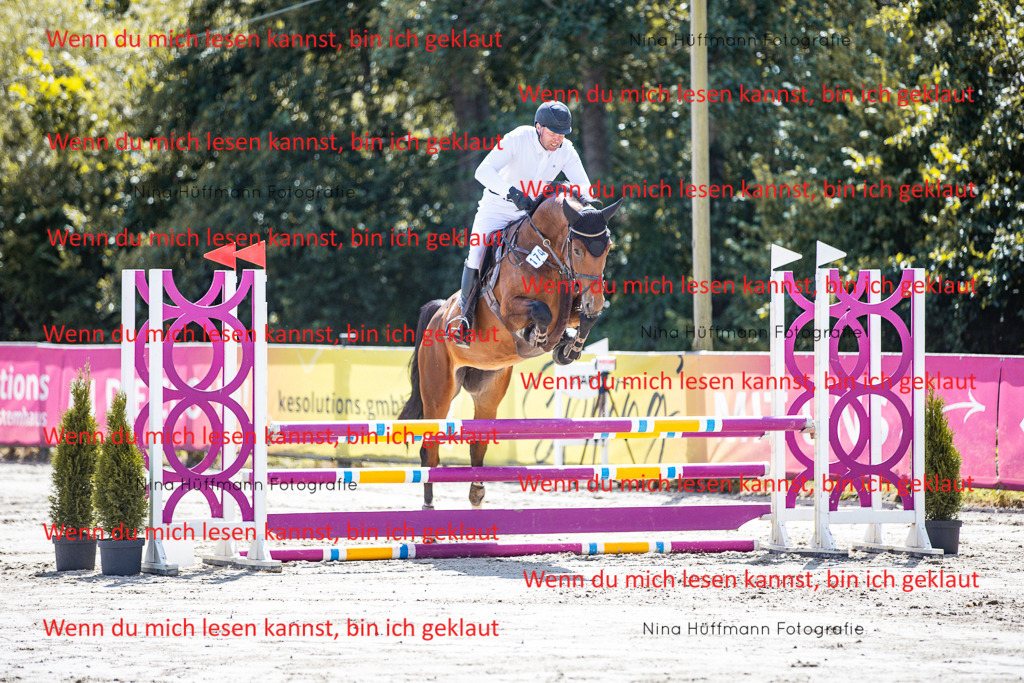 BK1A5044 | Turnierbilder Turnierfotos Nina Hüffmann Turnierfotografie Pferdefotografie Tierzeichnung Haustierzeichnung Pferdezeichnung Hundezeichnung Videograf  - Realisiert mit Pictrs.com