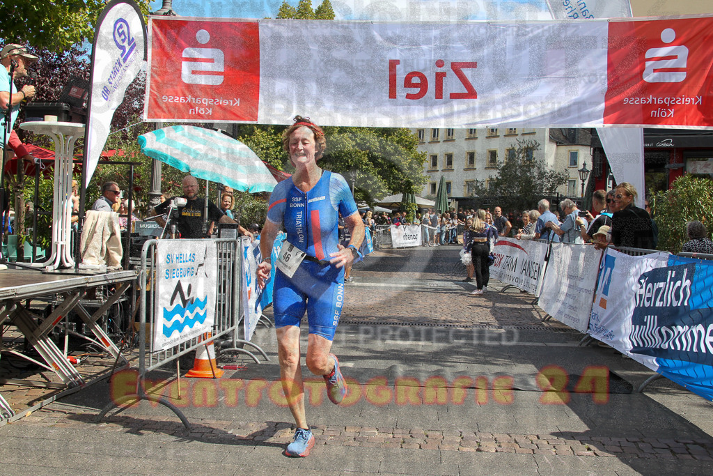250824_1300_EV4_9757 | Sportfotografie im Rhein-Sieg Kreis, Köln, Bonn, NRW, Rheinland Pfalz, Hessen, etc. Unser Tätigkeitsfeld umfasst den Laufsport vom Volkslauf über den Marathon, Duathlon, Triathon bis zum Ultralauf wie Kölnpfad Ultra oder Schindertrail.