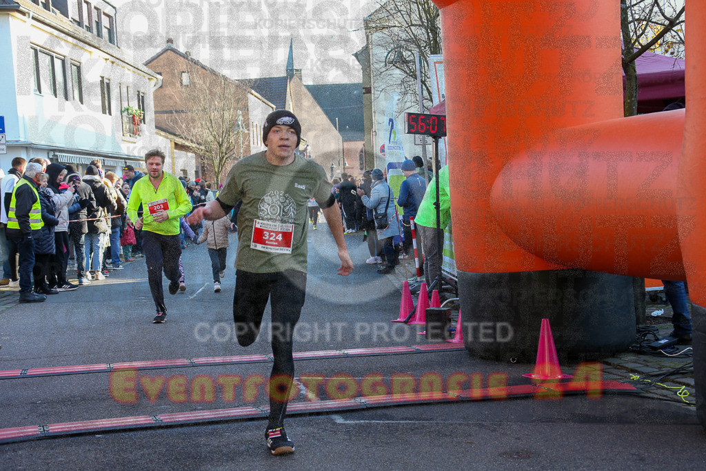 241201_1232_EX1_2569 | Sportfotografie im Rhein-Sieg Kreis, Köln, Bonn, NRW, Rheinland Pfalz, Hessen, etc. Unser Tätigkeitsfeld umfasst den Laufsport vom Volkslauf über den Marathon, Duathlon, Triathon bis zum Ultralauf wie Kölnpfad Ultra oder Schindertrail.