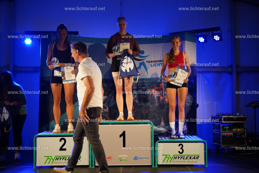 FSC00334 | Lichterlauf  - Realisiert mit Pictrs.com
