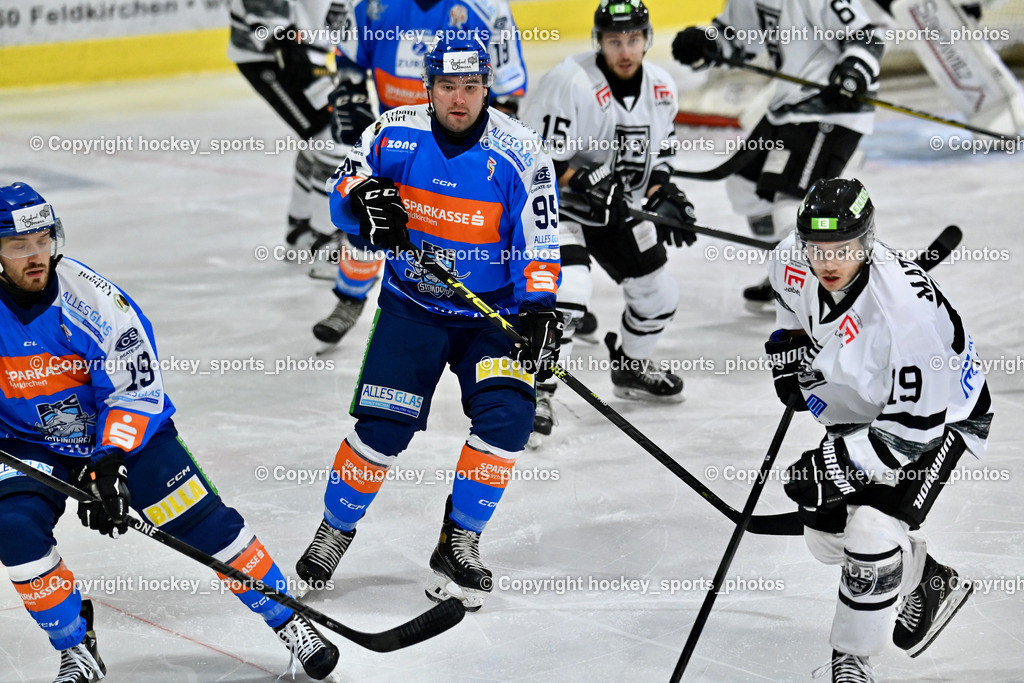 ESC Sparkasse Steindorf vs. LE Kings | #19 Friedrich Lukas ESC Steindorf, #95 Gelfanov Ruslan ESC Steindorf, #19 Matscheko Paul LE Kings, #15 Sojer Mark LE Kings, ESC Sparkasse Steindorf vs. LE Kings, ESC Sparkasse Steindorf vs. LE Kings am 01.11.2025 in Steindorf (Ossiachersee Halle), Austria, (Photo by Bernd Stefan)
