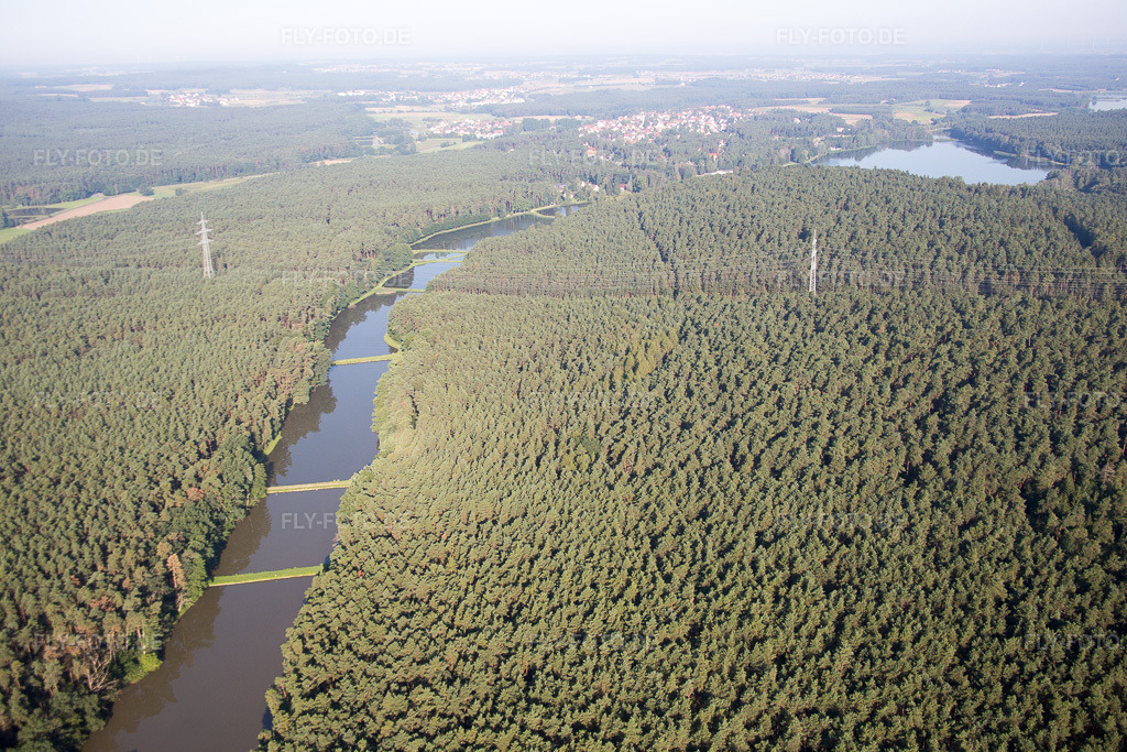 Luftbild: Forstgraben in Möhrendorf im Bundesland Bayern in Deutschland. Foto: IMG_092662.jpg vom 07.08.2016 durch Werner Riehm/FLY-FOTO.de