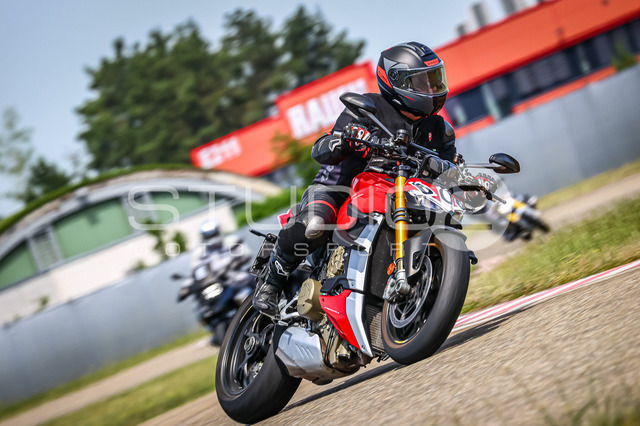 0608-260530DCB-026_608 | Deine Full-Service-Agentur für ✔️Videoproduktionen und ✔️Motorsportfotografie Jetzt Angebot anfragen!