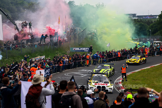 24hNbr24_060115445721425JS_JS | 52. ADAC RAVENOL 24h Nürburgring 2024 - Foto: Gruppe C Photography - Realisiert mit Pictrs.com